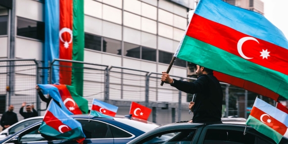 Sosyal Medya Fenomeni Milyonluk Anlaşma İmzaladı
