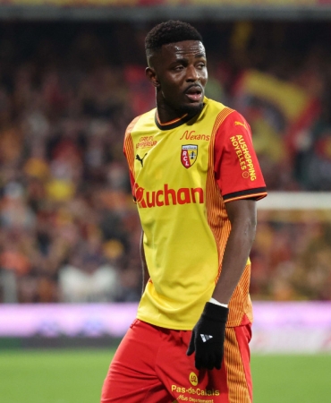 Galatasaray-Ganali-Orta-Saha-Salis-Abdul-Samed-Icin-Dugmeye-Basti-featured