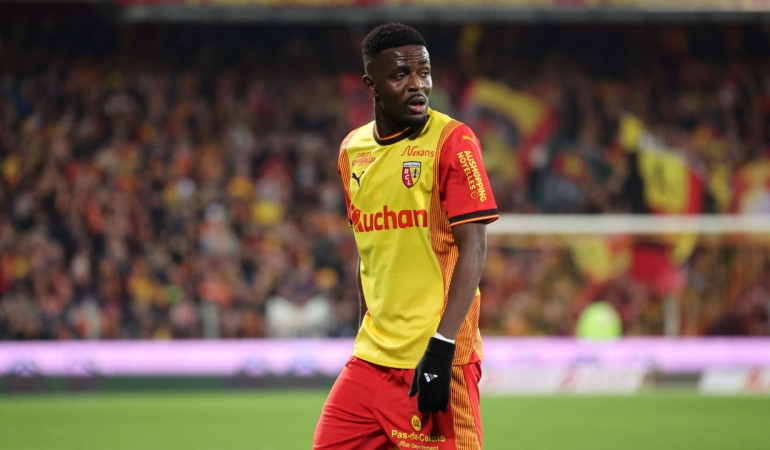 Galatasaray-Ganali-Orta-Saha-Salis-Abdul-Samed-Icin-Dugmeye-Basti-featured