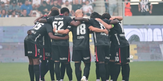 Hradec Kralove-Beşiktaş Maçı Sonrası Yazar Analizleri