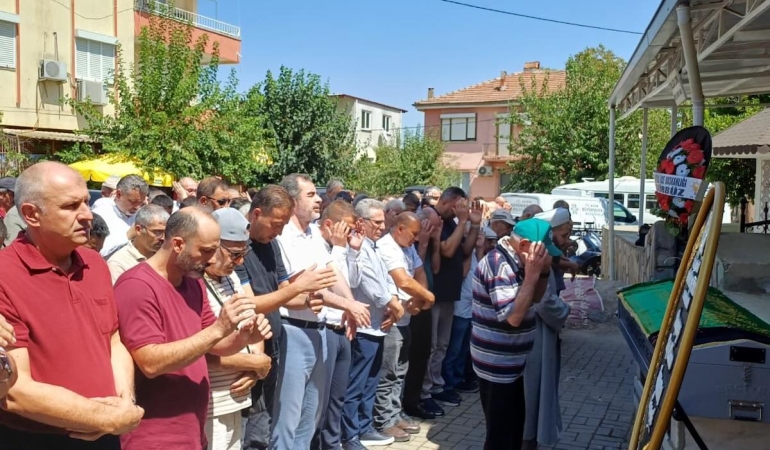 Meclis Üyesi Batur’un kardeşi Sevim Aktaş ebediyete uğurlandı