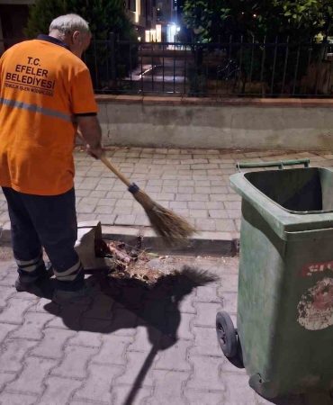 Efeler Belediyesi temizlik çalışmalarını sürdürüyor