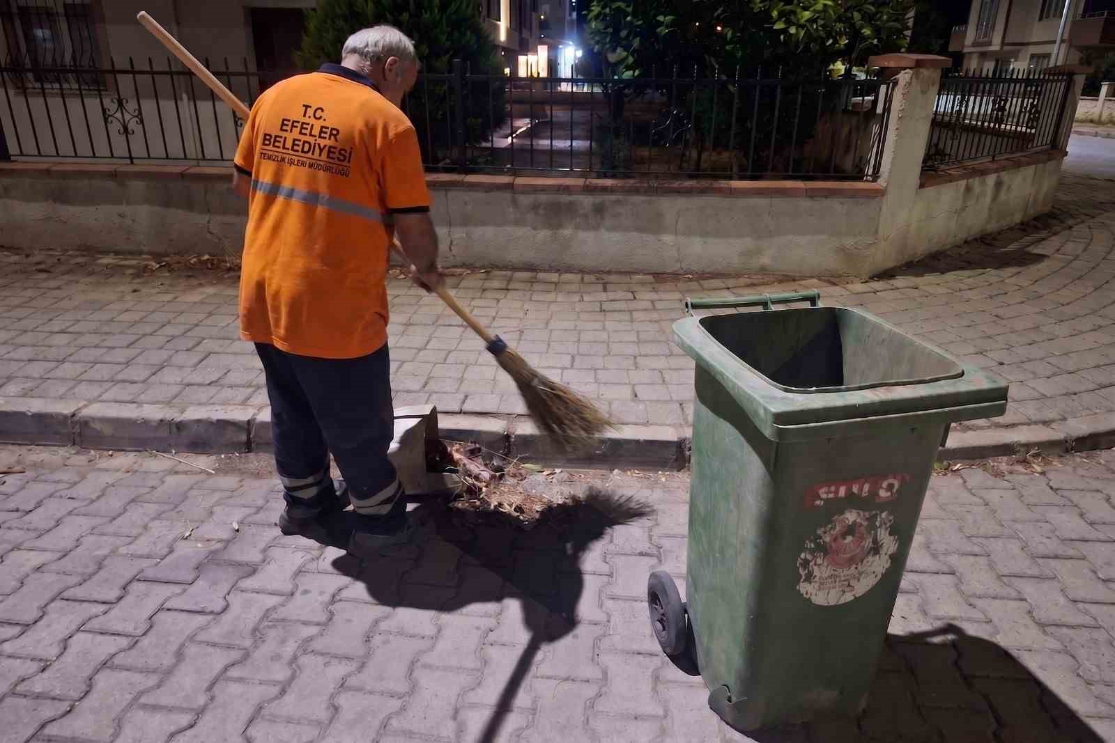 Efeler Belediyesi temizlik çalışmalarını sürdürüyor