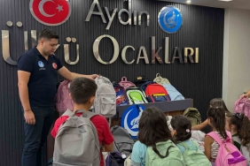 Ülkücülerden öğrencilere kırtasiye desteği