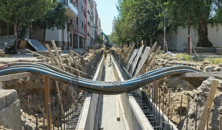 ASKİ’den Efeler Orta Mahalle’ye dev altyapı atağı