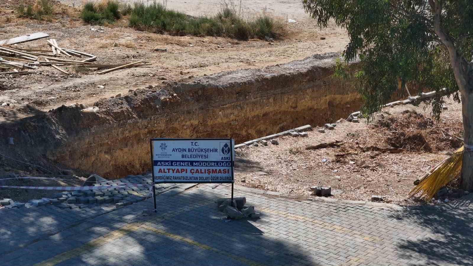 AYDIN BÜYÜKŞEHİR’DEN KUŞADASI’NDA ALTYAPI YATIRIMI
