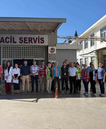 AYDIN’DA HASTANE PERSONELİ DEPREM SENARYOSUYLA AFET HAZIRLIĞINI TEST ETTİ