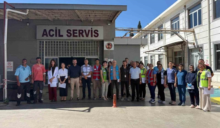 AYDIN’DA HASTANE PERSONELİ DEPREM SENARYOSUYLA AFET HAZIRLIĞINI TEST ETTİ