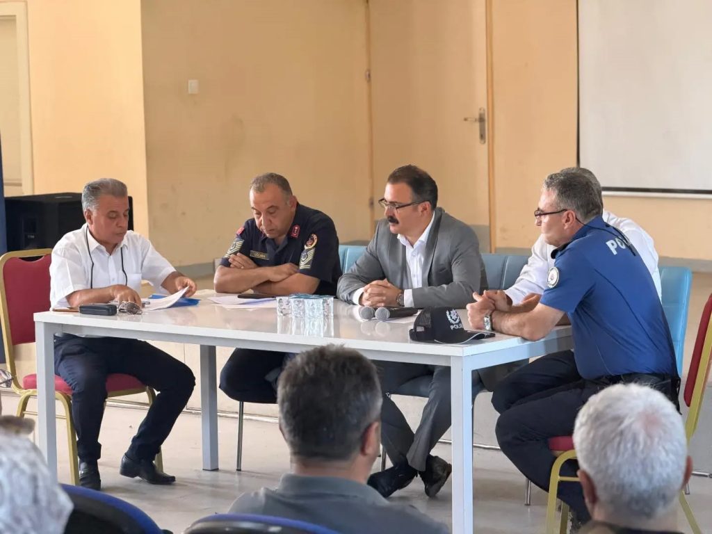 SULTANHİSAR’DA YENİ EĞİTİM YILI ÖNCESİ OKUL GÜVENLİĞİ MASAYA YATIRILDI