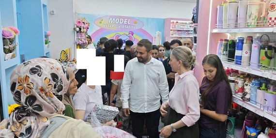 “Eğitime Destek Çocuklara Gelecek” ile okul alışverişlerini kendileri yaptılar