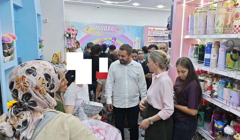 “Eğitime Destek Çocuklara Gelecek” ile okul alışverişlerini kendileri yaptılar