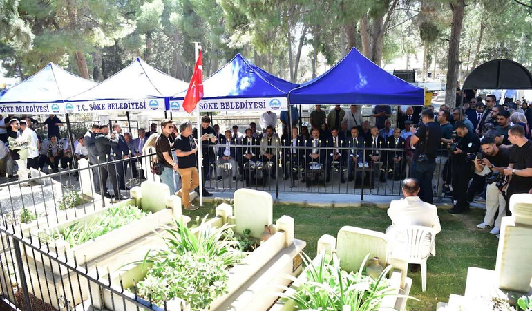 Efsane Vali Recep Yazıcıoğlu vefatının 23. yılında yad edildi
